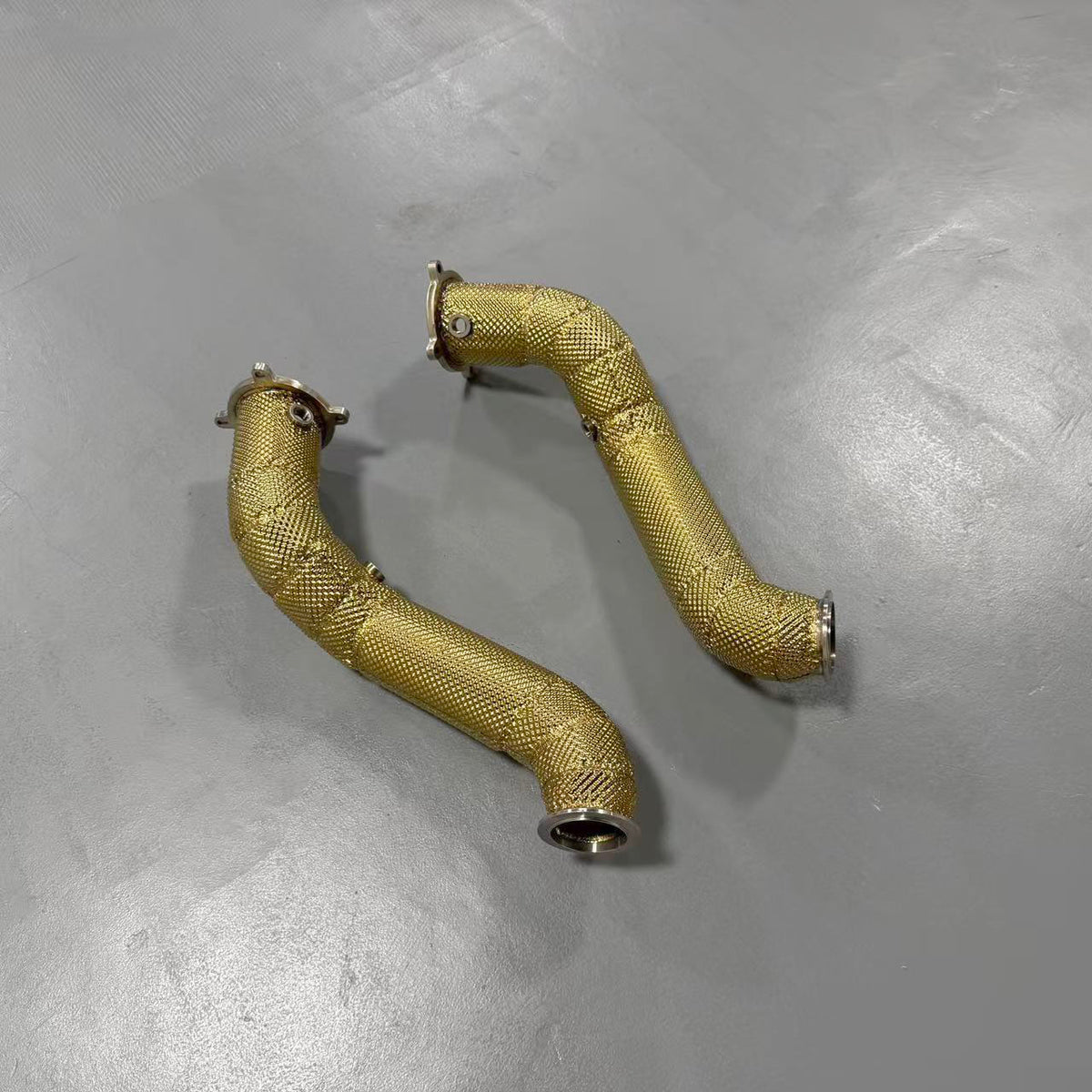high flow catted downpipe for mclaren 765lt