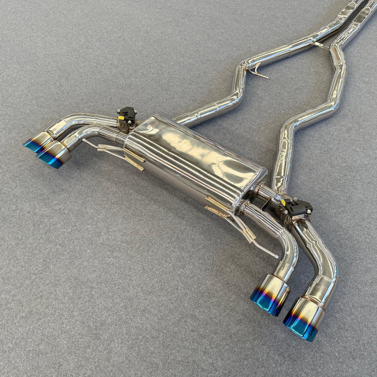 valved exhaust muffler for BMW G42 M240i/x Drive 3.0T