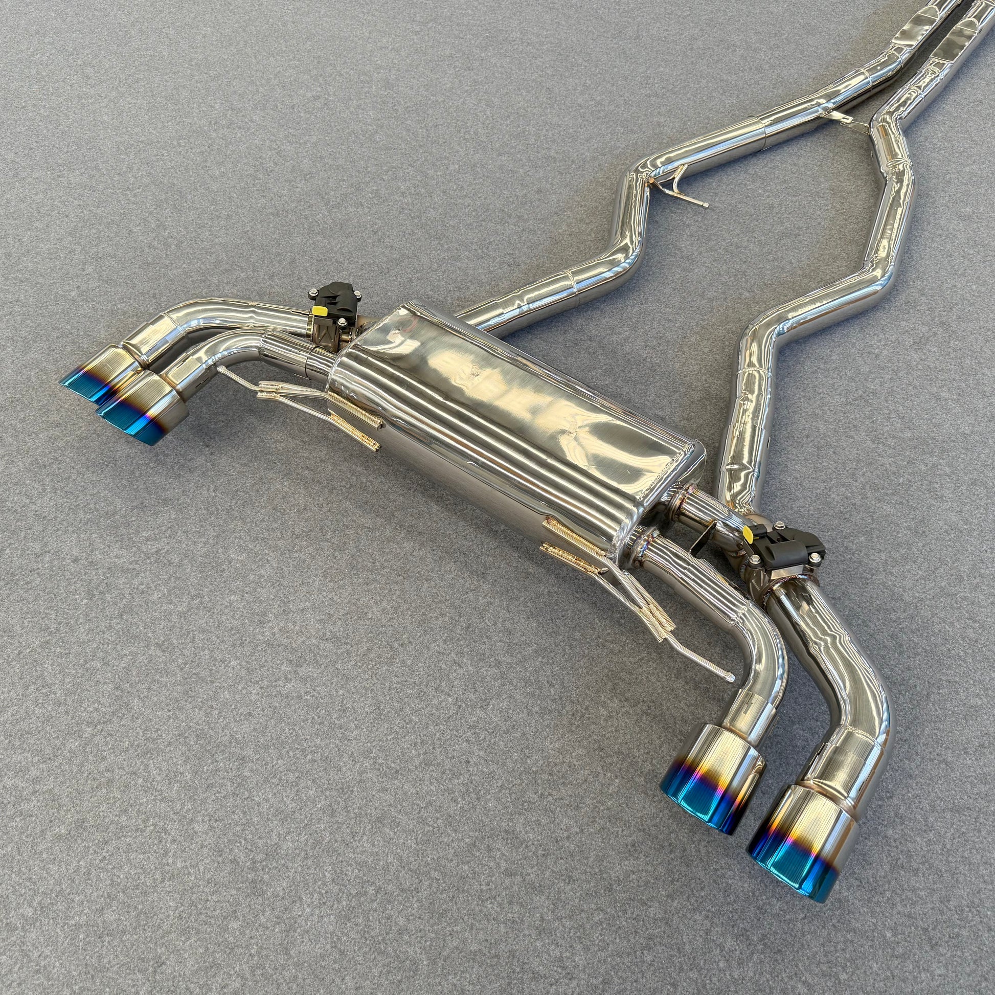 valved exhaust muffler for BMW G42 M240i/x Drive 3.0T