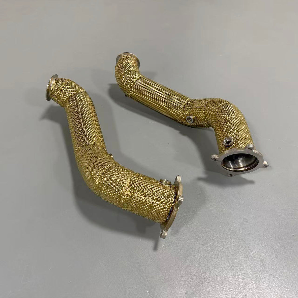 3.5" downpipe for mclaren 720s
