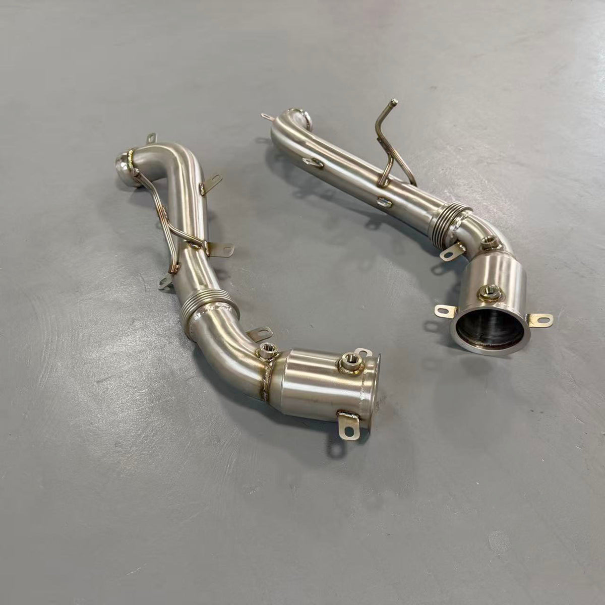racing downpipe for mclaren 675lt