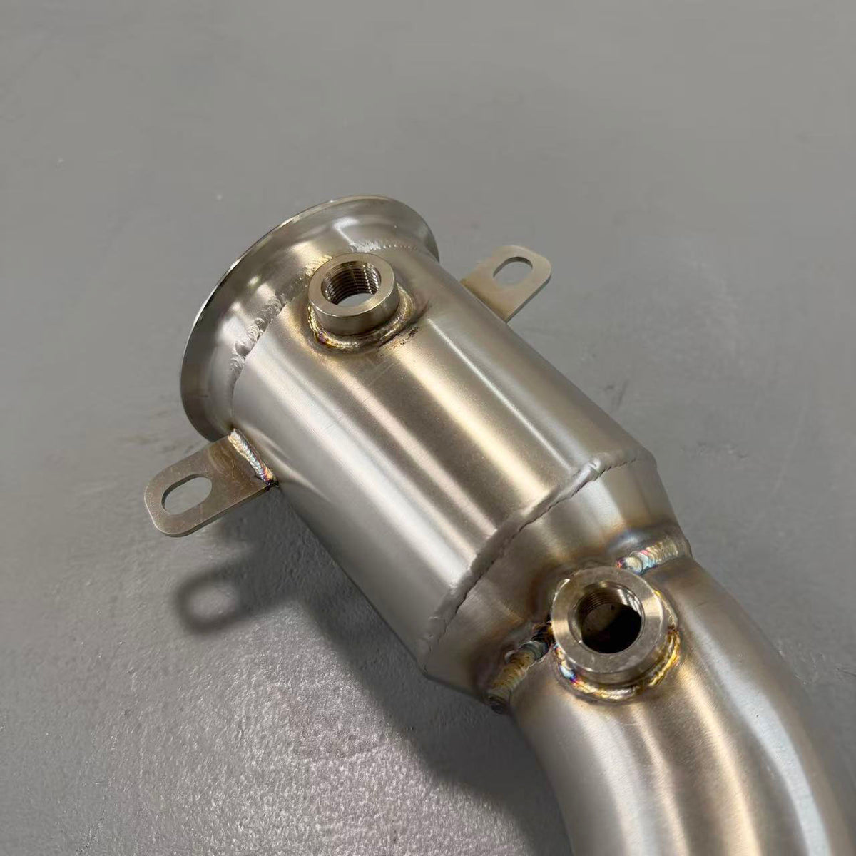 high flow catted downpipe for mclaren 570s