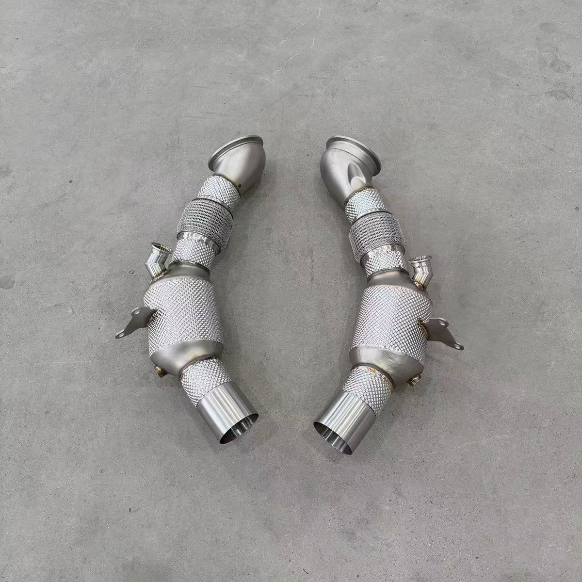performance downpipe for ferrari SF90 Stradale